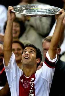 :hi: cristian chivu